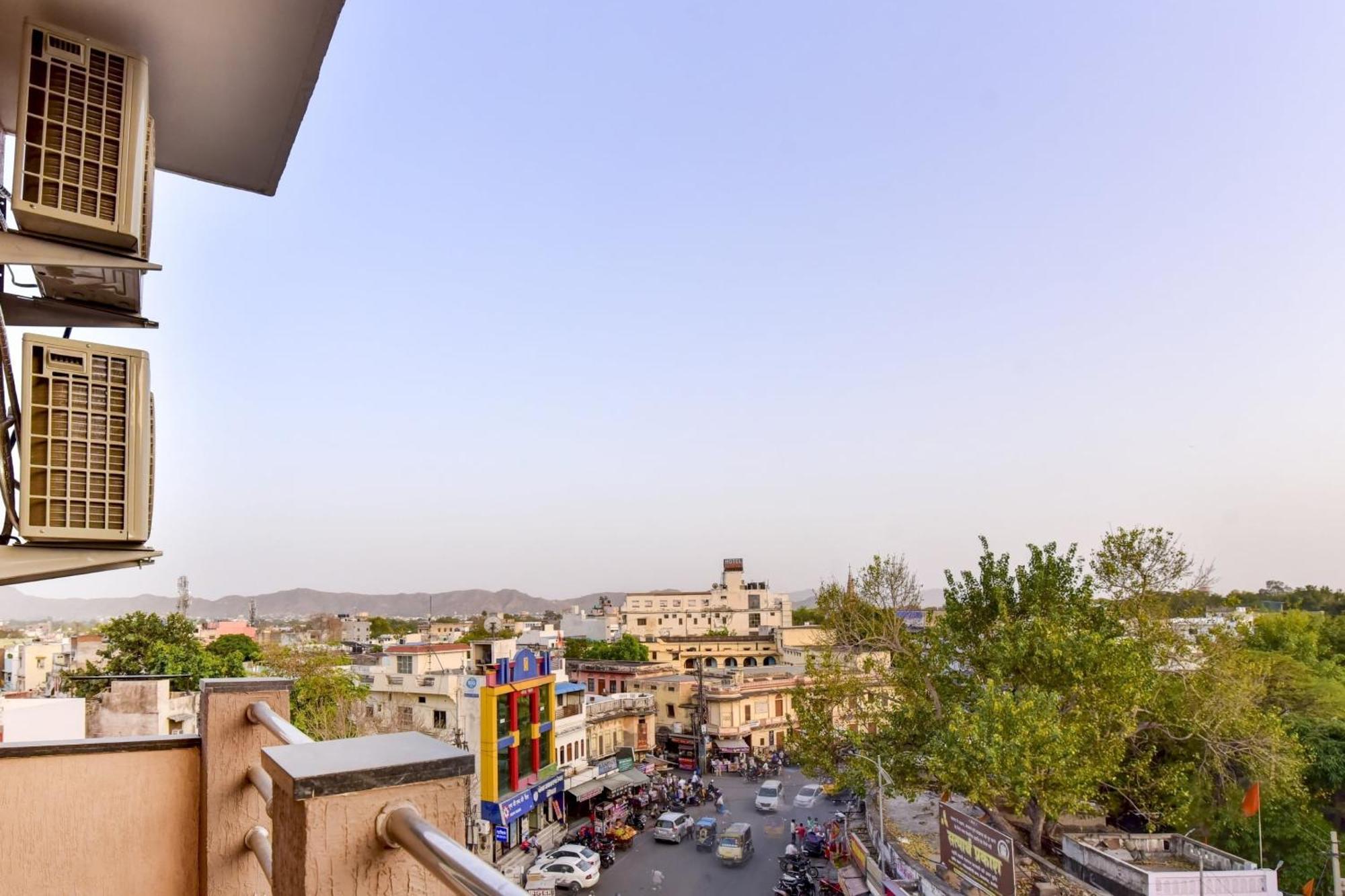 OYO 79474 Suman Palace Ajmer Exterior foto